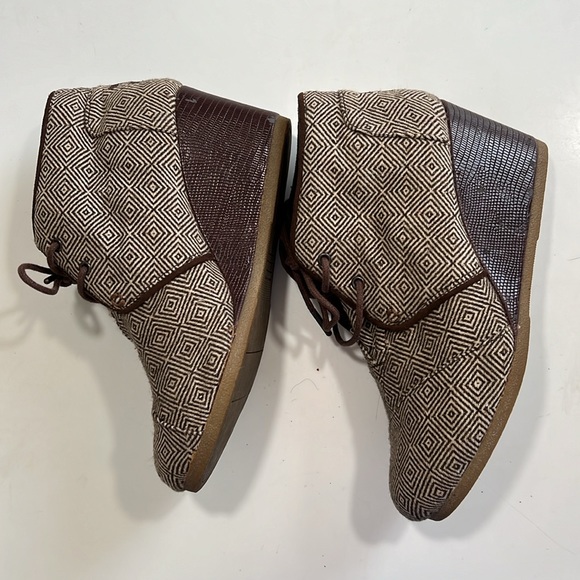 TOMS Desert Wedge Tweed Brown Bootie Boot Geometric Sz 8 - Picture 5 of 10